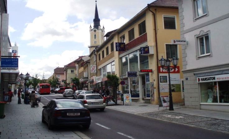 Die Verkehrssituation in der Bezirkshauptstadt soll ein Verkehrsplaner optimieren. 