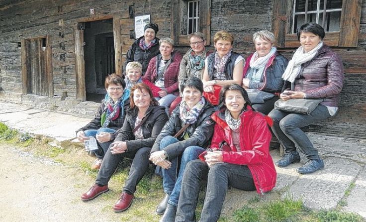 Gemeinsam nehmen sich Frauen eine Auszeit vom Alltag am Hof. Foto: Lindorfer