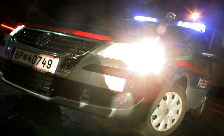 Bei einem nächtlichen Polizeieinsatz wurden Drogen gefunden. Foto: Weihbold