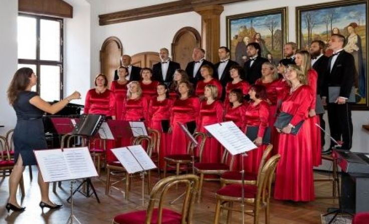 Der Chor Perchta führt Rybas berühmtestes Werk in Rohrbach auf. 