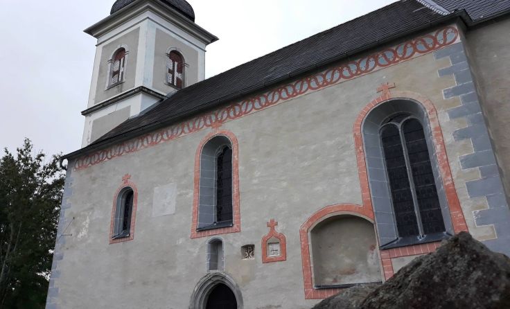 Die Steinbruch-Kirche wird zum Treffpunkt für Musikliebhaber. Foto: Gahleitner