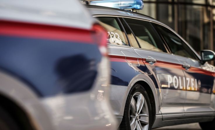 Beamte der Kriminaldienstgruppe erwischten einen Drogenlenker. Foto: Weihbold