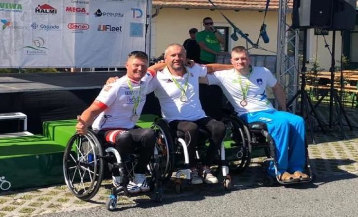 Christoph Stadlbauer (l.) wurde beim Europacup-Rennen in Ungarn Dritter in der Gesamtwertung.