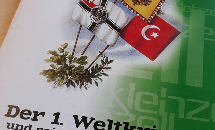 Eine Gedenkschrift erinnert an die schlimmen Kriegsjahre.