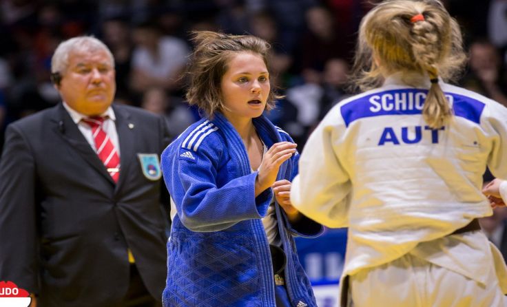 Andrea Dall (blauer Anzug) holte Silber. Foto: Oliver Sellner/ÖJV