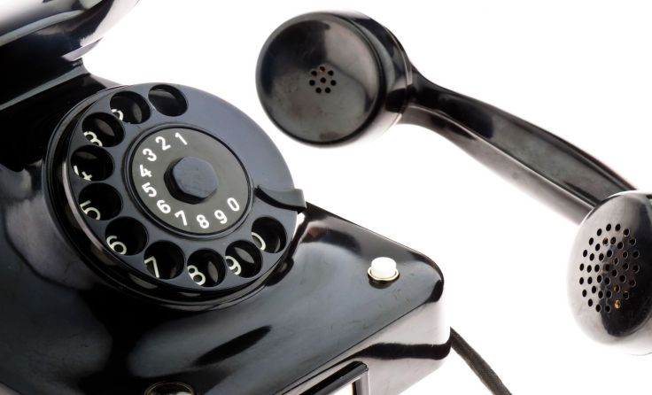 Übers Telefon melden sich Betrüger und verlangen Geld oder Wertsachen. Foto: Wodicka