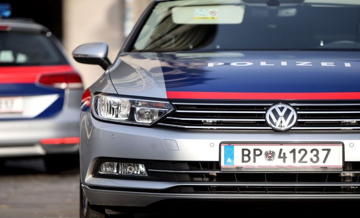 Die Polizei bittet den Fahrer bzw. Zeugen, sich zu melden. Foto: Weihbold