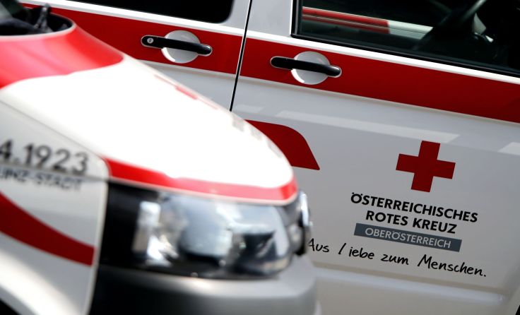 Der Mann wurde mit Verletzungen unbestimmten Grades ins LKH Rohrbach eingeliefert. Foto: Weihbold