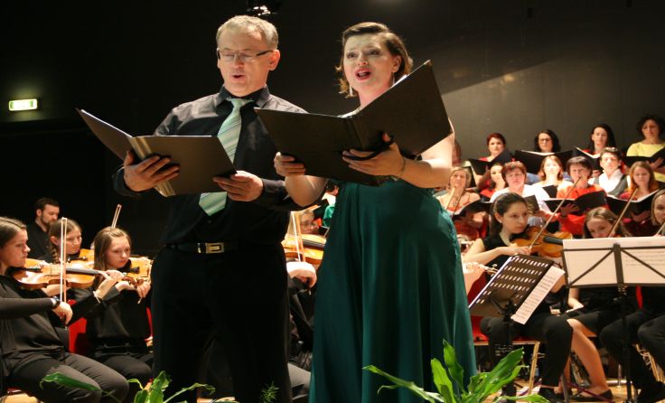 Musiker, Chor und Solisten boten Klassikgenuss auf höchstem Niveau. Foto: Gahleitner