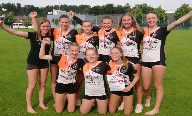 Die Arnreiter U18-Spielerinnen sind Landesmeisterinnen Foto: Sportunion Arnreit