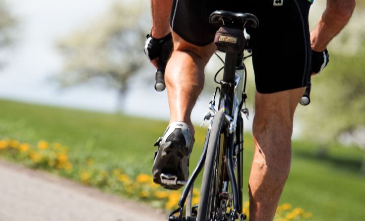 Der Radfahrer kam zu Sturz und wurde unbestimmten Grades verletzt. Foto: Wodicka