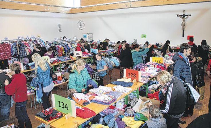 Kindersachen wechseln den Besitzer. Foto: Pfadfindergruppe Rohrbach-Berg
