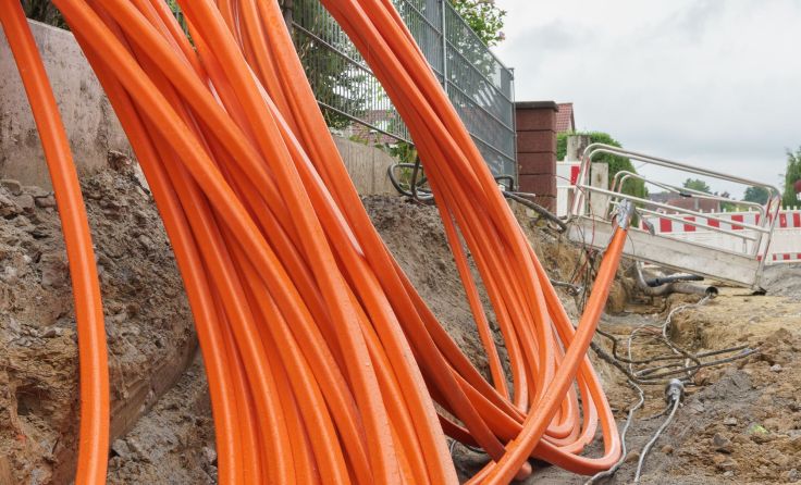 Neue Leitungen für schnelles Internet Foto: ThomBal/Shutterstock.com