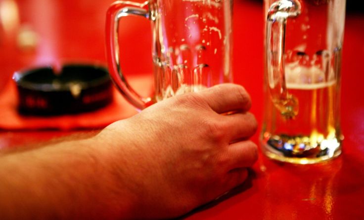 Berater zeigen den Weg zum suchtfreien Leben. Foto: Weihbold