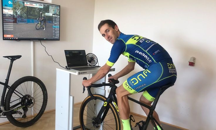 Radsportler Rene Pammer hält sich mit der e-Liga fit für die echten Rennen. Foto: privat