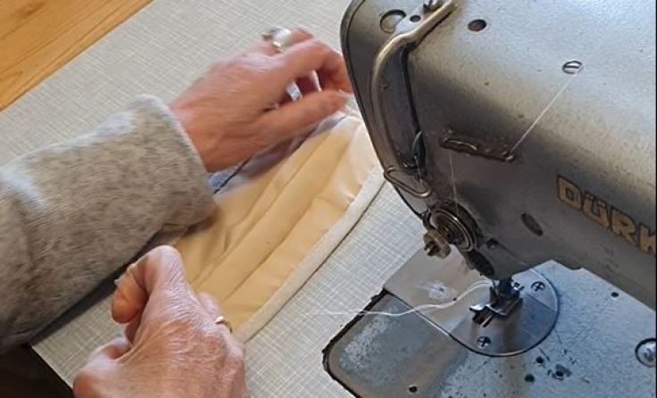 In der Weberei Zimmerbauer ist die Maskenproduktion voll angelaufen. Foto: Weberei Zimmerbauer