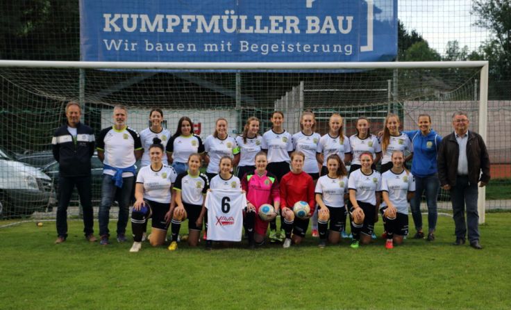 Die Lembacher Fußballerinnen sind bereit für das Turnier am Samstag. (Foto: Union Lembach)