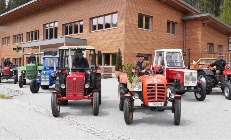 Der Traktorstammtisch lädt wieder zur Traktorolympiade. (Foto: privat)