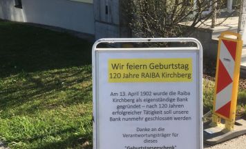 Ungewolltes Geschenk zum 120. Geburtstag der Raiffeisenbank Kirchberg