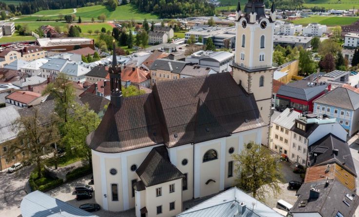 Die Pfarrkirche ist fertig renoviert. (Foto: Pfarre Rohrbach/Thomas Markowetz)