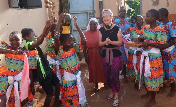 Eva Aufreiter aus St. Martin hat wieder ihre Schützlinge in Uganda besucht. (Foto: privat)