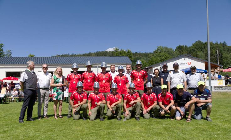 Die Sieger der Bezirksliga Aktiv aus Hinterschiffl (Foto: BFK Rohrbach/Sonnleitner)