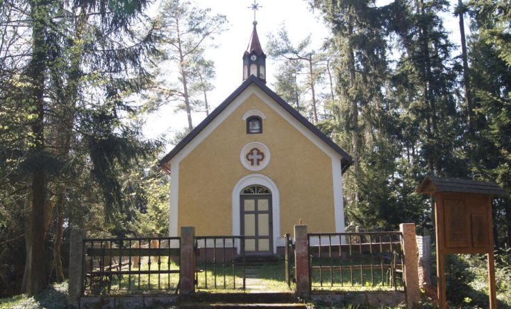 "Maria von der immerwährenden Hilfe" ist die Waldkapelle gewidmet. (Foto: privat)