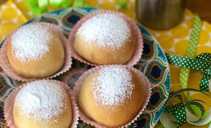 Diese flaumigen Krapfen kommen aus dem Backofen. (Foto: hühnergeschrei.at)