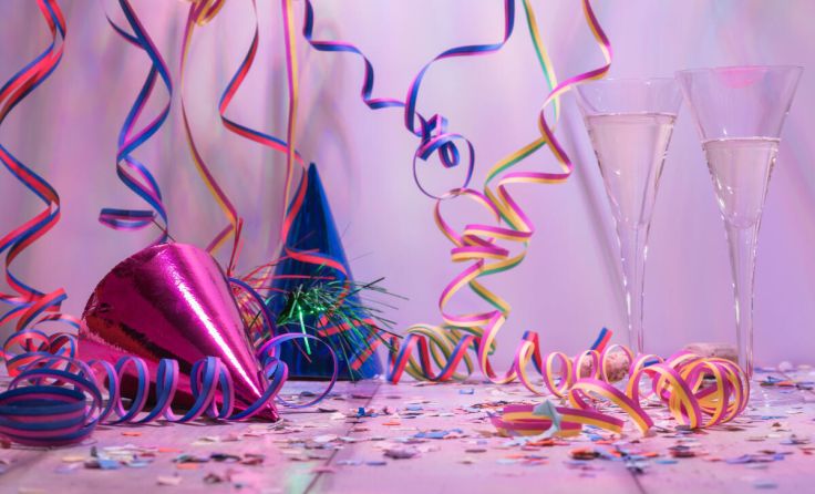 Feiern und dabei Gutes tun. (Foto: Angela Rohde - stock.adobe.com)