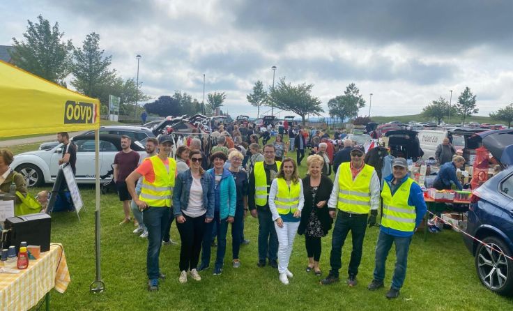 Das Lichtenberger ÖAAB-Team freut sich über den Erfolg des Kofferraumflohmarktes. (Foto: ÖAAB)
