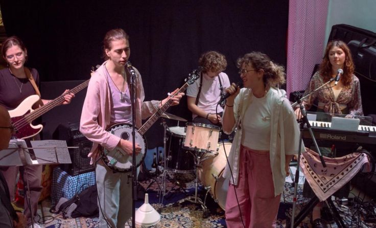 Hibbelig und ruhig spielen beim Warschenhofer. (Foto: privat)