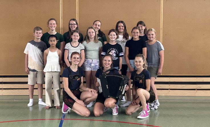 Der Schuhplattlerworkshop der Landjugend war eines der Ferien-Angebote. (Foto: LJ Pfarrkirchen)