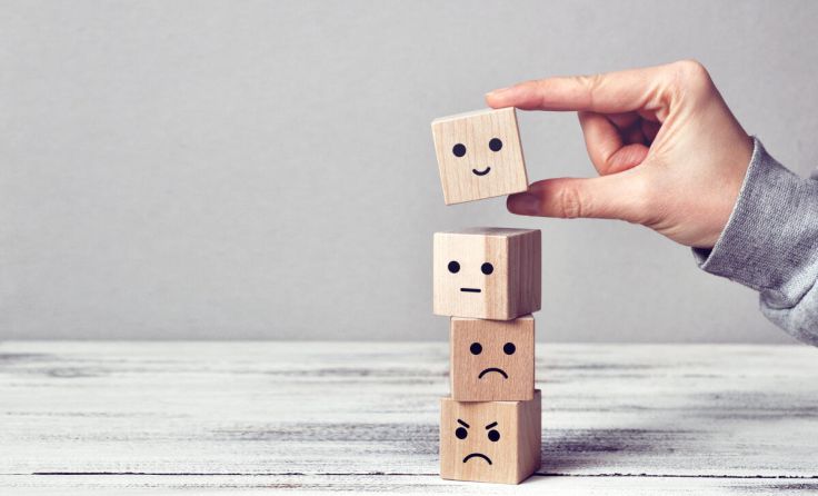 Bei belastenden Situationen helfen Gespräche und Begegnungen. (Foto: fidaolga - stock.adobe.com)