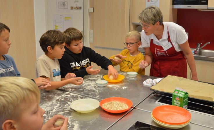 Kinder lernten die Arbeit in der Landwirtschaft näher kennen. (Foto: BBK Rohrbach)