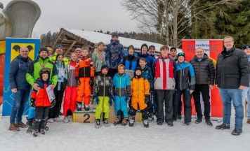 Feuerwehrjugend Urfahr-Umgebung ermittelte ihre Bezirksmeister auf Skiern
