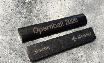 Strasser Steine tanzt beim Opernball an und steuert auf Rekordumsatz zu