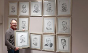 Bürgermeister-Galerie am Gemeindeamt Niederwaldkirchen ist komplett