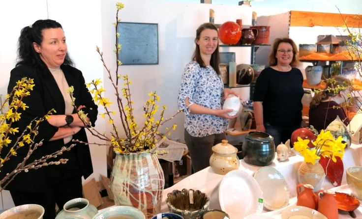 Eine bunte Vielfalt erwartet die Besucher beim Frühlingsmarkt. (Foto: ARCUS)