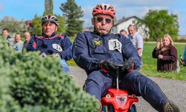 Ein actionreiches Rennen auf Bobby-Cars ist garantiert. (Foto: Was tuat si)