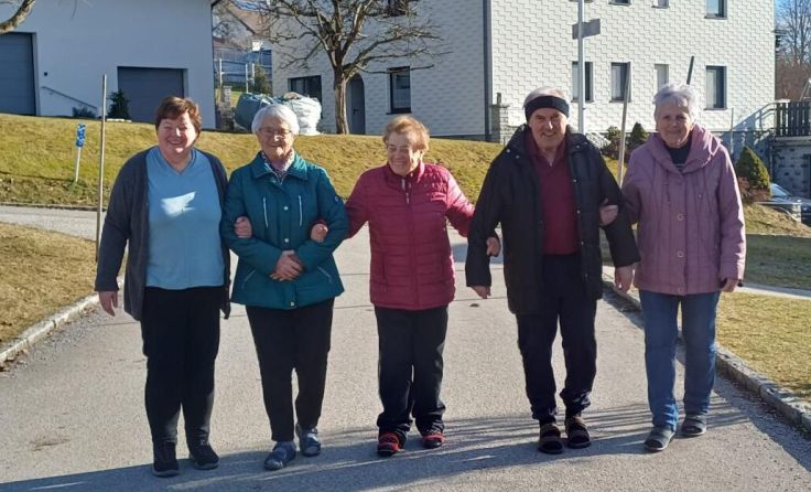 Senioren erleben Gemeinschaft. (Foto: Verein Alt na(h) und)