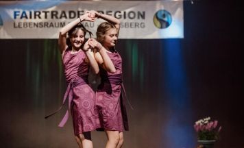 Fair kleiden, fair genießen: Fairtrade-Region feiert 10 Jahre