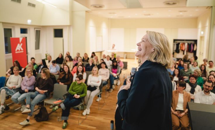 Gelungener Frauenabend in der Arbeiterkammer Rohrbach. (Foto: Tobias Scheibenzuber)