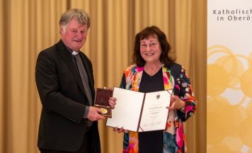 Diözese vergab Florian-Medaille an Veronika Pernsteiner