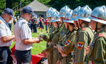 Feuerwehrer trotzten in Pfarrkirchen der Hitze