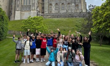 St. Martiner Mittelschüler erkundeten Südengland