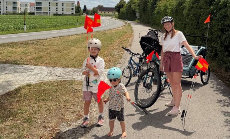Fahrradwimpel machen Kinder sichtbarer. (Foto: Kinderfreunde Feldkirchen)