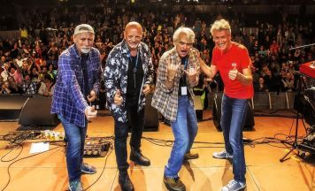 Wir4 trifft Blasorchester: Premiere beim Benefizkonzert in St. Martin