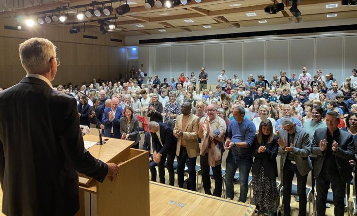 Verabschiedung von Schuldirektor Manfred Spenglingwimmer (Foto: Marktgemeinde St. Martin i.M.)