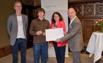 Rohrbacher HAK-Schüler Fabian Leibetseder ist digi.check-Landessieger
