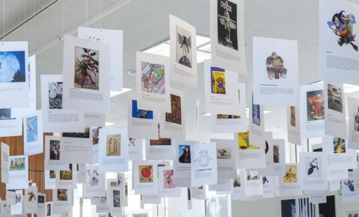Mit dabei: eine visuelle Enzyklopädie fliegender Wesen von Cristina Lucas. Foto: Otto Saxinger